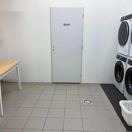 Backpackers Hostel *