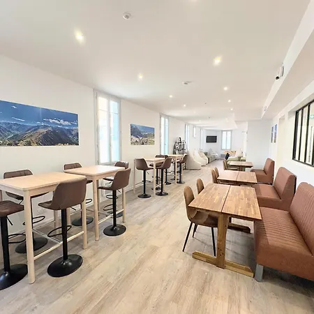 Hostel Backpackers *