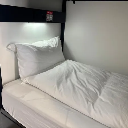 Backpackers * 卢德